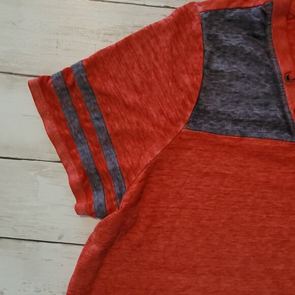 NWOT Maurices 24/7 Baseball T Shirt Red Grey Striped Short Sleeve Womens Size XL - Picture 3 of 5